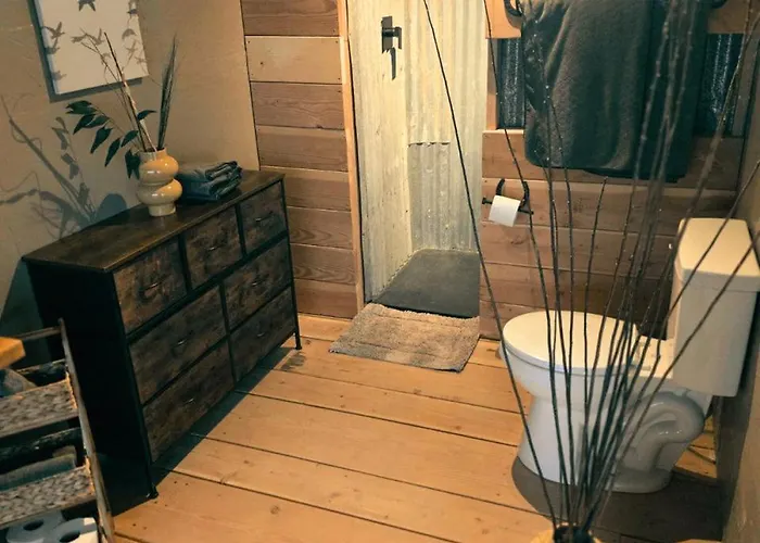 Exclusive Luxury Glamping Retreat With Stargazing & Desert Trails Near Saguaro National Park, Arizona Marana